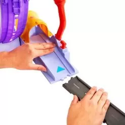 Mattel Games Disney And Pixar On The Road Showtime Loop Playset 10 Mattel Games Disney And Pixar On The Road Showtime Loop Playset -Toy Shop mattel games disney and pixar on the road showtime loop playset 3