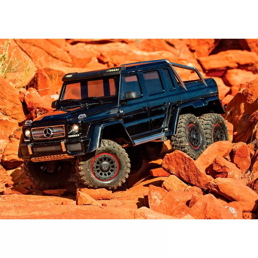 Traxxas TRX-6 Mercedes Benz G 63 AMG 6x6 Remote Control Car 11 Traxxas TRX-6 Mercedes Benz G 63 AMG 6x6 Remote Control Car - Image 11